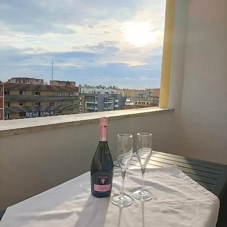 Apartment La Terrazza Sull'appia By Hostand