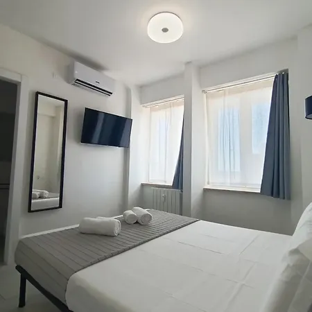 Apartamento La Terrazza Sull'appia By Hostand Roma